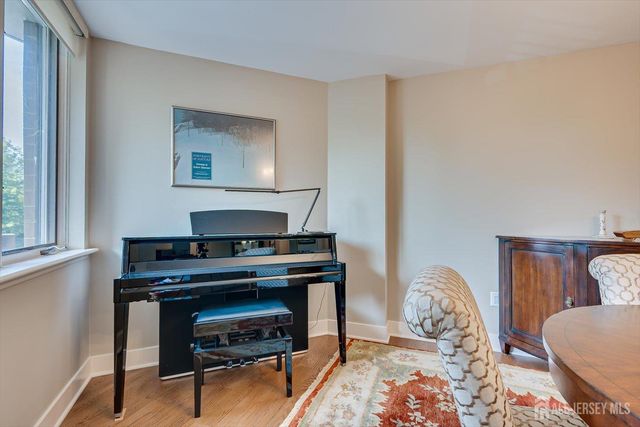 30 S Adelaide Avenue 2M, Highland Park, NJ 08904