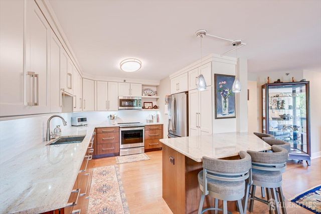 30 S Adelaide Avenue 2M, Highland Park, NJ 08904