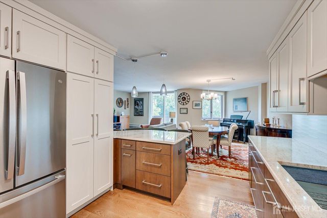 30 S Adelaide Avenue 2M, Highland Park, NJ 08904