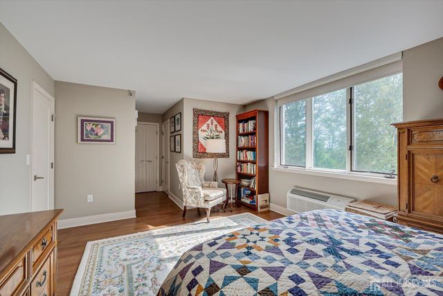 30 S Adelaide Avenue 2M, Highland Park, NJ 08904