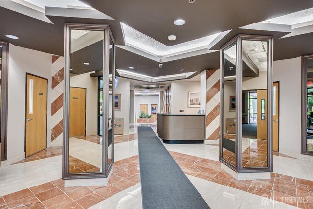 30 S Adelaide Avenue 2M, Highland Park, NJ 08904