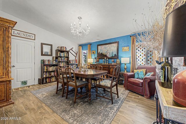 930 E DESERT Avenue, Apache Junction, AZ 85119