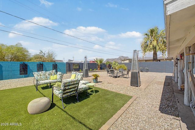 930 E DESERT Avenue, Apache Junction, AZ 85119