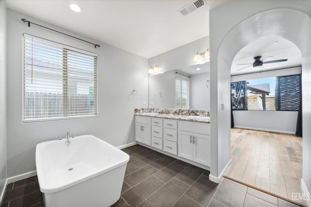 15309 Northampton Avenue, Bakersfield, CA 93314