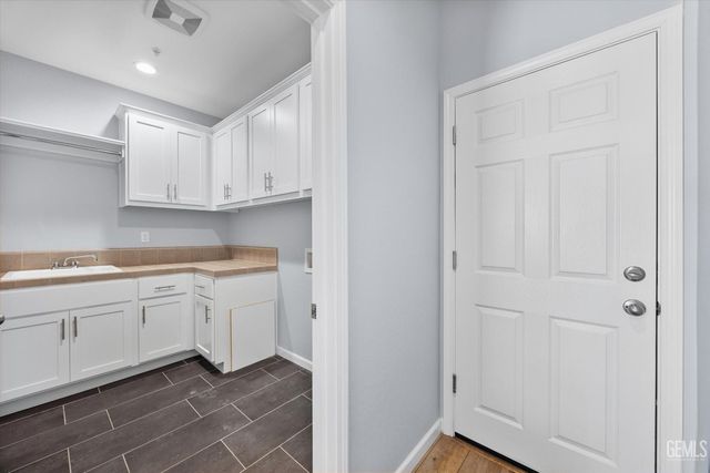 15309 Northampton Avenue, Bakersfield, CA 93314