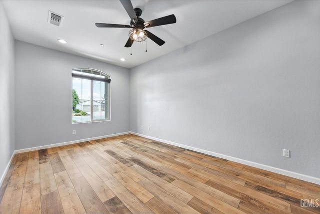 15309 Northampton Avenue, Bakersfield, CA 93314
