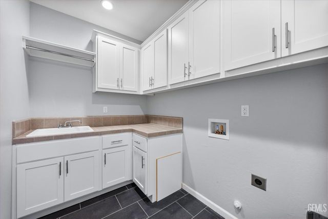 15309 Northampton Avenue, Bakersfield, CA 93314