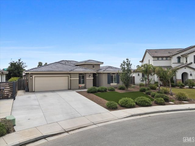 15309 Northampton Avenue, Bakersfield, CA 93314