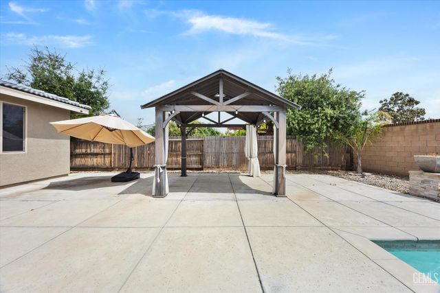 15309 Northampton Avenue, Bakersfield, CA 93314