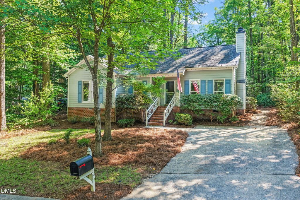 5 Briarfield Court, Durham, NC 27713