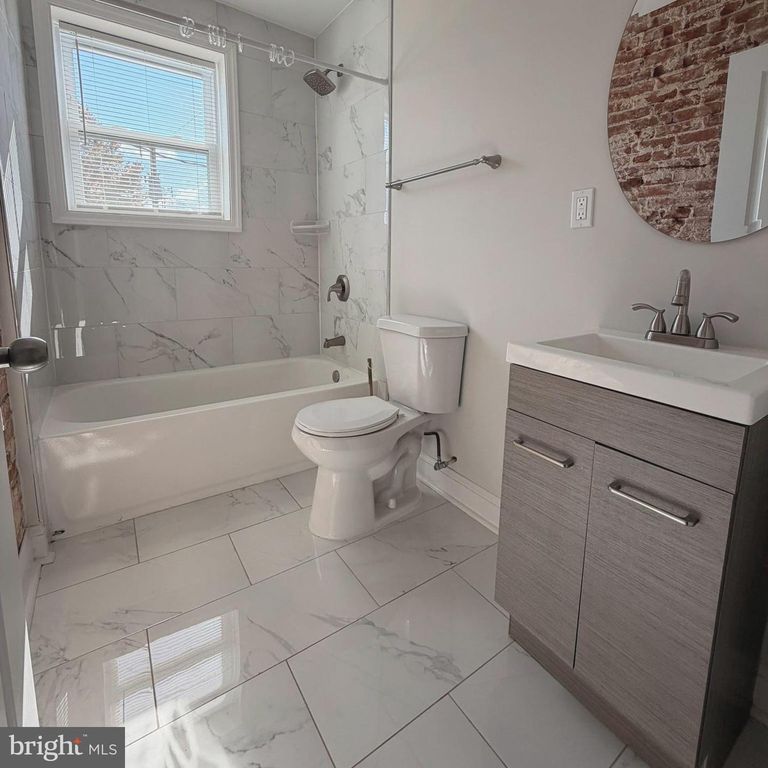 Image 7 of property listing at 2631 W COLD SPRING LN, Baltimore, MD 21215