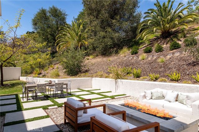 5729 Stone Mountain, Westlake Village, CA 91362