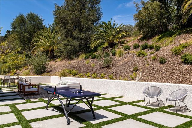 5729 Stone Mountain, Westlake Village, CA 91362
