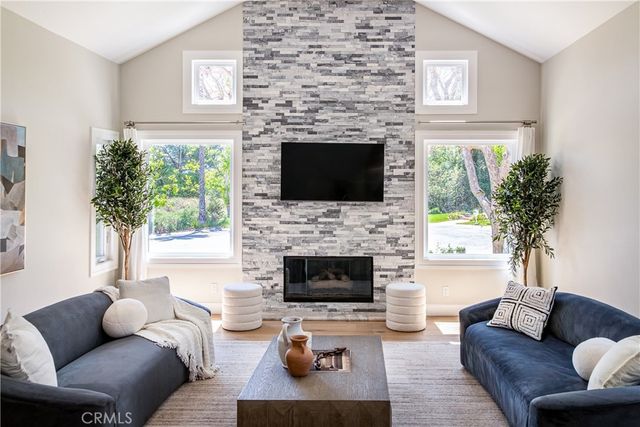5729 Stone Mountain, Westlake Village, CA 91362