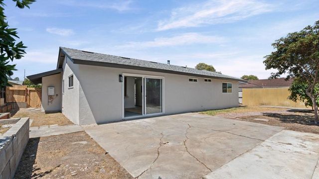 8405 Lake Ben Avenue, San Diego, CA 92119