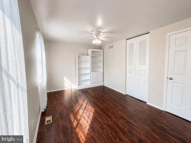 4549 AMBERMILL RD, Baltimore, MD 21236