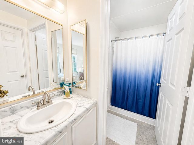 4549 AMBERMILL RD, Baltimore, MD 21236