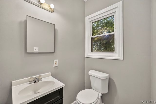 1881 Willow Avenue, Niagara Falls, NY 14305