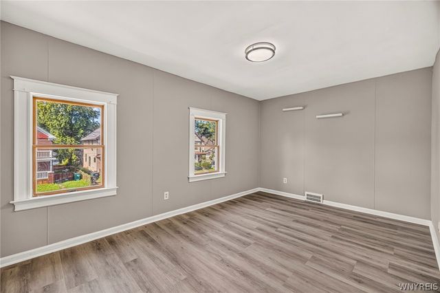 1881 Willow Avenue, Niagara Falls, NY 14305