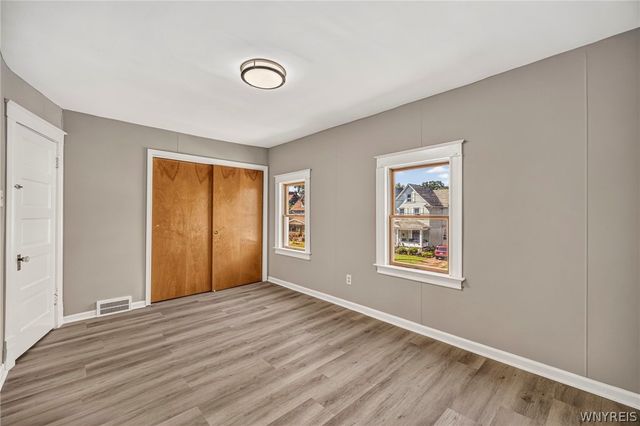 1881 Willow Avenue, Niagara Falls, NY 14305