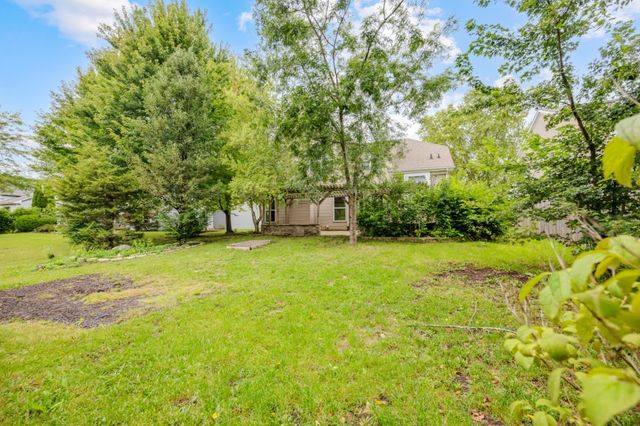 1451 Richmond Lane, Algonquin, IL 60102