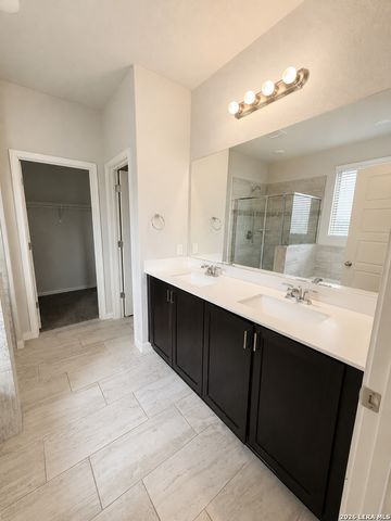 160 Sambar Main, Schertz, TX 78108