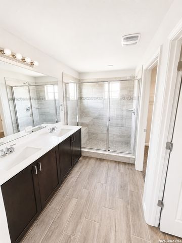 160 Sambar Main, Schertz, TX 78108