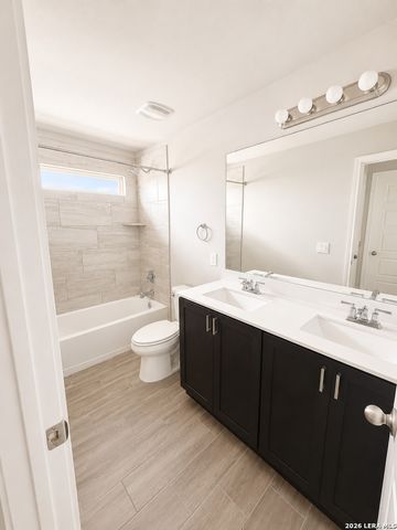 160 Sambar Main, Schertz, TX 78108
