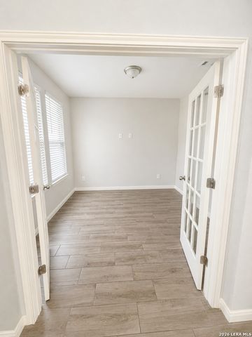 160 Sambar Main, Schertz, TX 78108