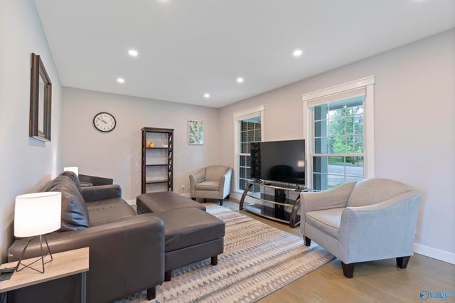 1801 Carson Lane, Huntsville, AL 35816