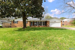 1801 Carson Lane, Huntsville, AL 35816