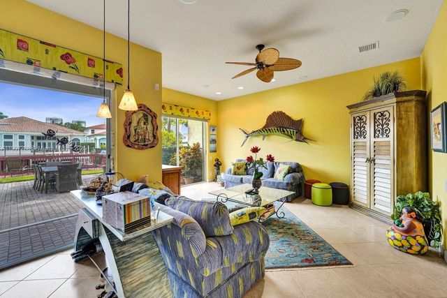 1385 Harbor Vw E, Hollywood, FL 33019