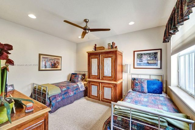 1385 Harbor Vw E, Hollywood, FL 33019