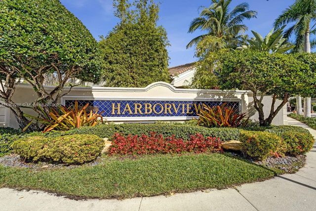 1385 Harbor Vw E, Hollywood, FL 33019