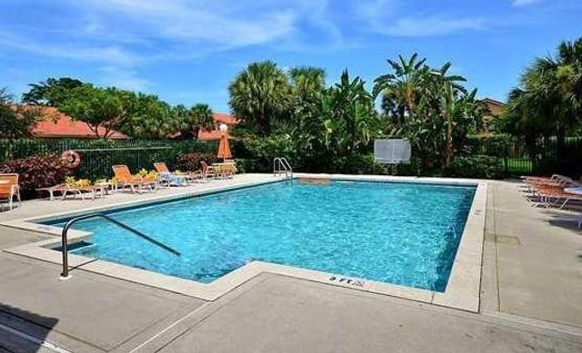 4106 Carriage Drive 5C, Pompano Beach, FL 33069