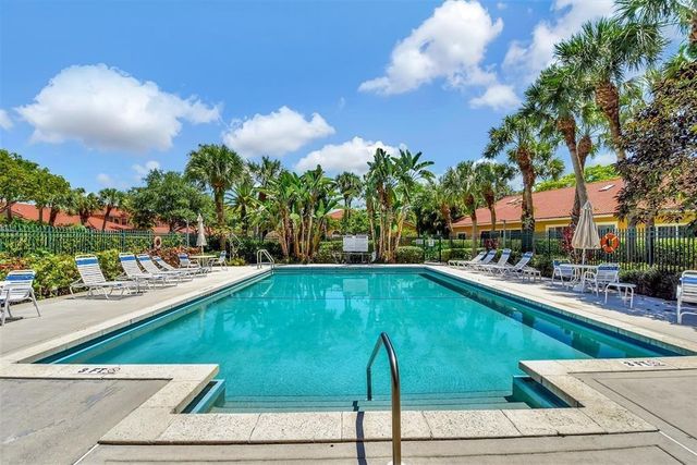 4106 Carriage Drive 5C, Pompano Beach, FL 33069