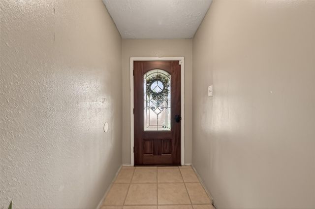 1915 Delphi Lane, Houston, TX 77067