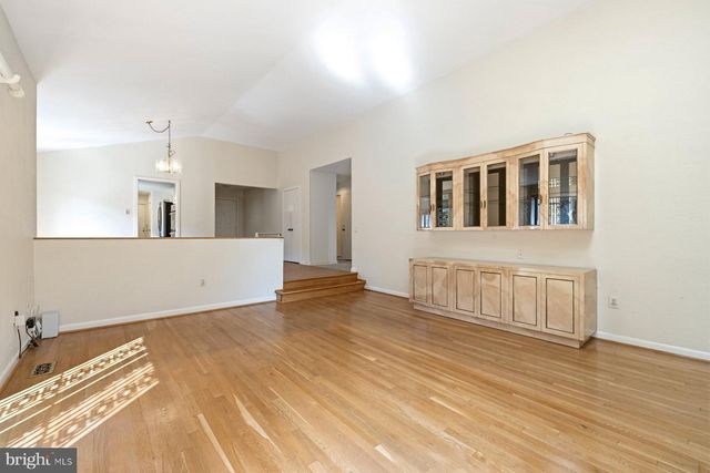 5205 STRATHMORE AVE, Kensington, MD 20895