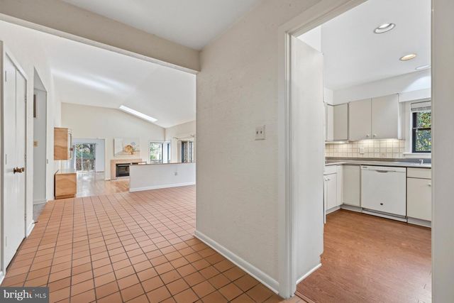 5205 STRATHMORE AVE, Kensington, MD 20895