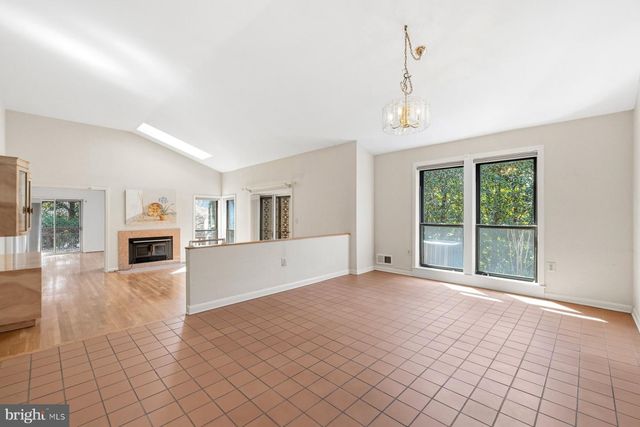 5205 STRATHMORE AVE, Kensington, MD 20895