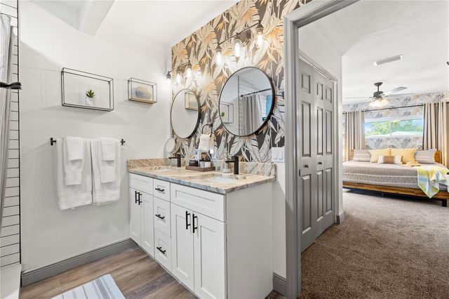 8415 IRIS AVENUE, Seminole, FL 33777