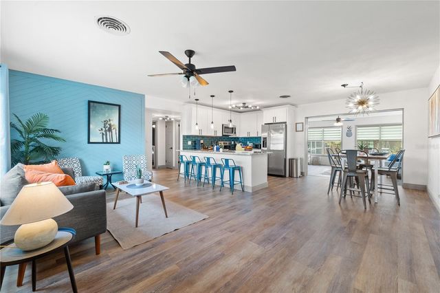 8415 IRIS AVENUE, Seminole, FL 33777