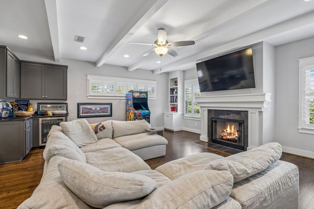 4601 Granny White Pike, Nashville, TN 37220