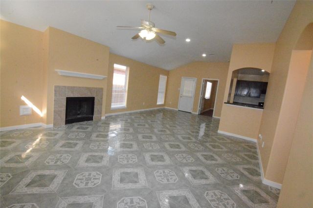 9131 Knightsland Trail, Houston, TX 77083