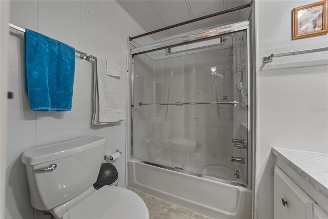 37843 BARCELONA AVENUE, Zephyrhills, FL 33541