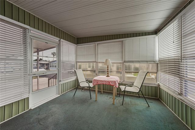 37843 BARCELONA AVENUE, Zephyrhills, FL 33541