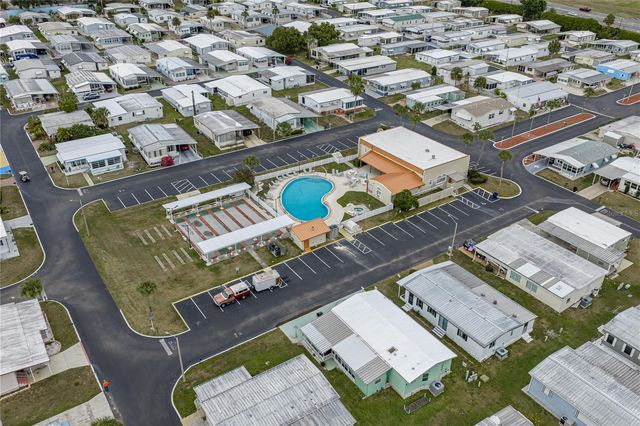 37843 BARCELONA AVENUE, Zephyrhills, FL 33541