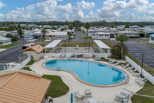 37843 BARCELONA AVENUE, Zephyrhills, FL 33541