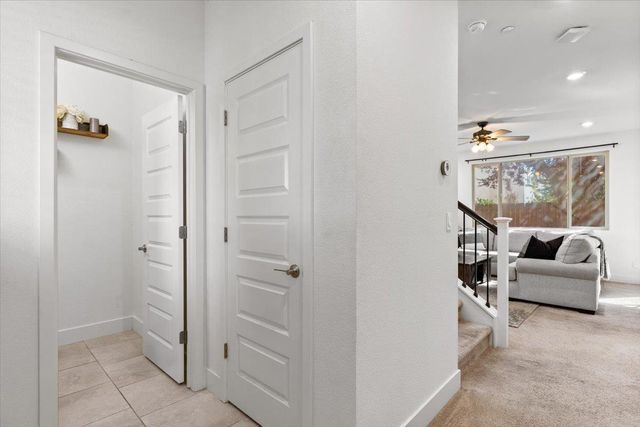 3963 Po River Way, Sacramento, CA 95834