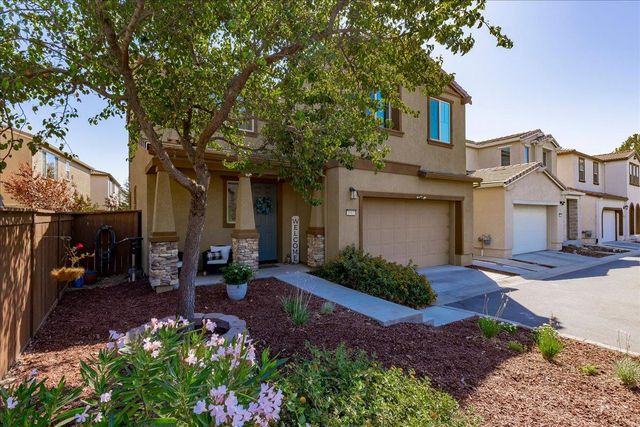3963 Po River Way, Sacramento, CA 95834